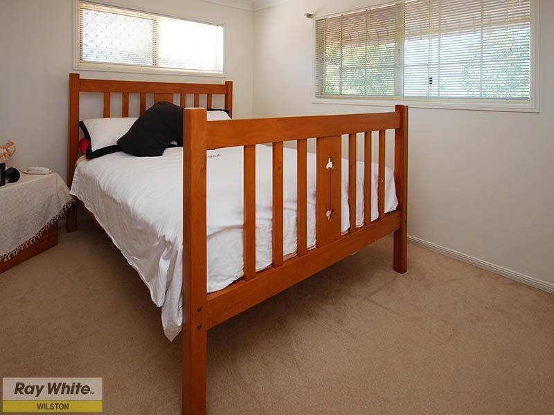 86 Oxford Crescent, Bridgeman Downs QLD 4035