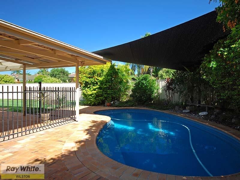 86 Oxford Crescent, Bridgeman Downs QLD 4035