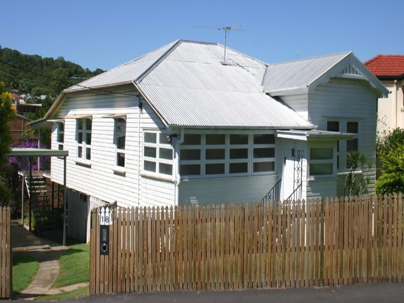 18 Macgregor Street, Wilston QLD 4051