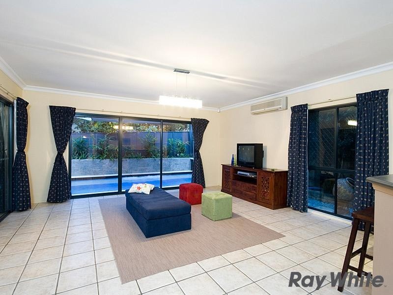 16 Brent Street, Alderley QLD 4051