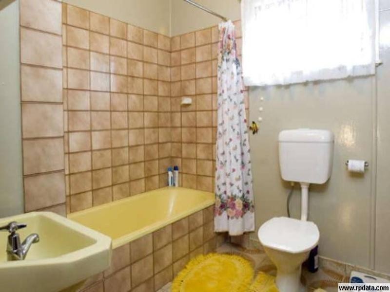 17 Noeline Street, Ashgrove QLD 4060