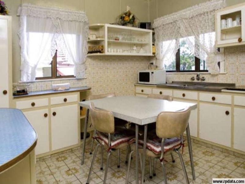 17 Noeline Street, Ashgrove QLD 4060