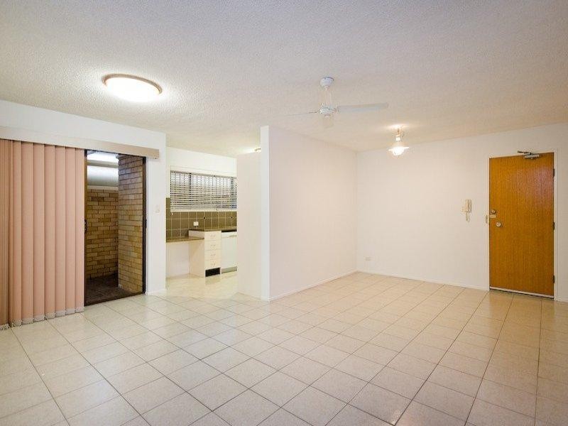 2/30 Whish Street, Windsor QLD 4030