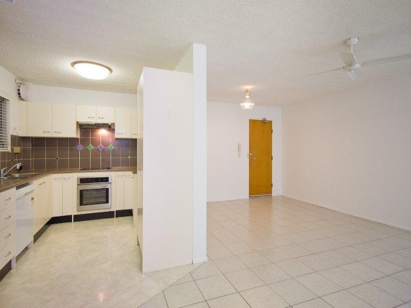 2/30 Whish Street, Windsor QLD 4030