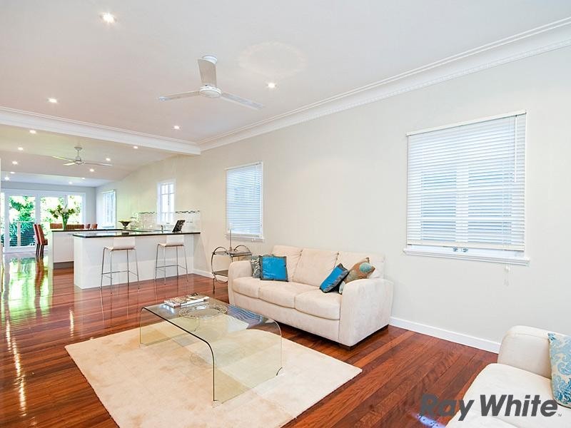 28 Gaunt Street, Newmarket QLD 4051