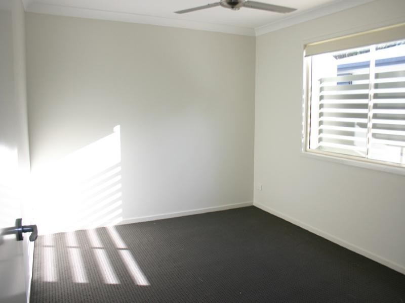 1&3/16 Ada Street, Wilston QLD 4051