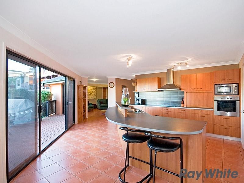 2 Brent Street, Newmarket QLD 4051