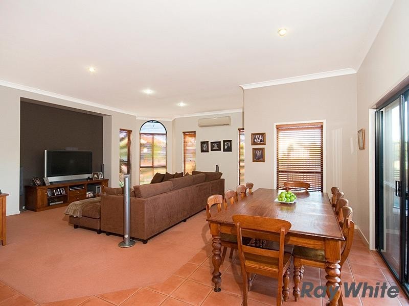 2 Brent Street, Newmarket QLD 4051