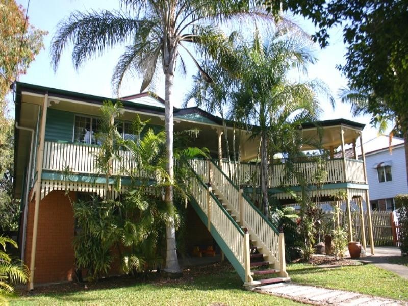 26 Gracemere Street, Newmarket QLD 4051