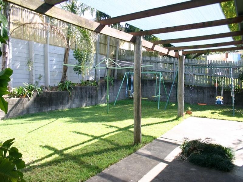 26 Gracemere Street, Newmarket QLD 4051