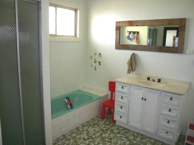 26 Gracemere Street, Newmarket QLD 4051