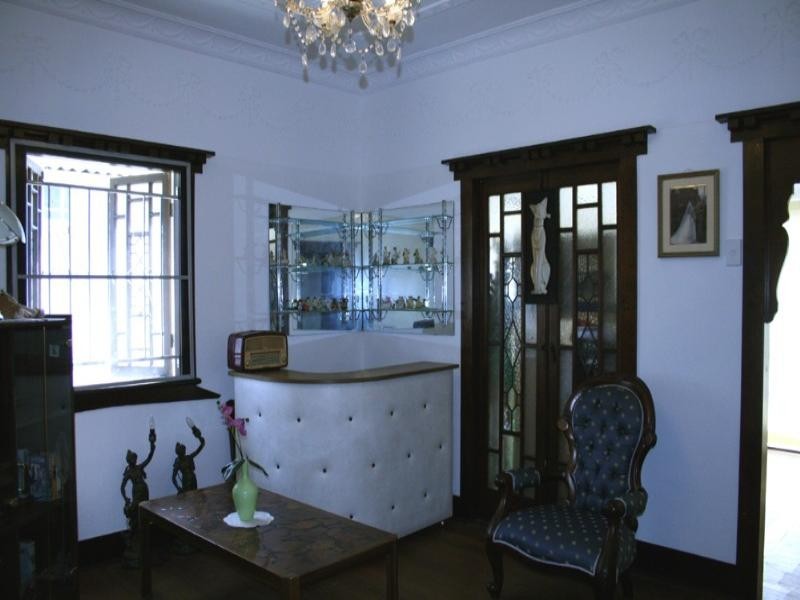 6 Lanham Crescent, Newmarket QLD 4051