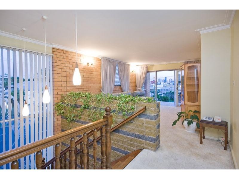 1 Walker Street, Windsor QLD 4030