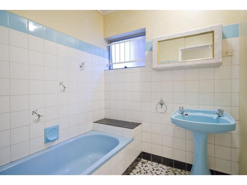 1 Walker Street, Windsor QLD 4030