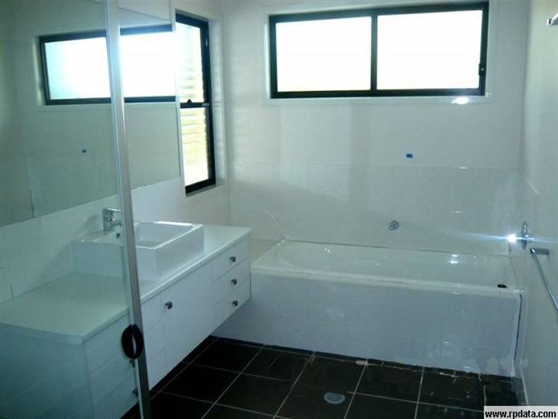 7 Tyson Street, Gordon Park QLD 4031