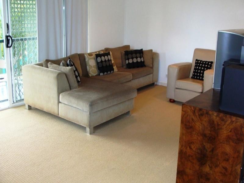 6 Corang Crescent, Ferny Hills QLD 4055