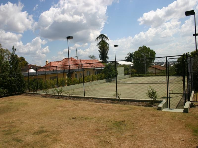 76 Palmer Street, Windsor QLD 4030