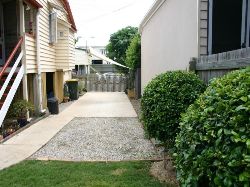 27 Montrose Street, Gordon Park QLD 4031