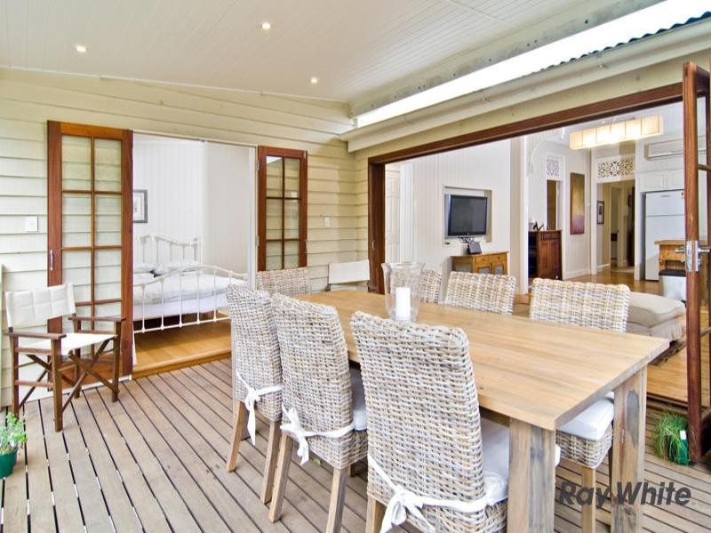 32 Nicholas Street, Windsor QLD 4030