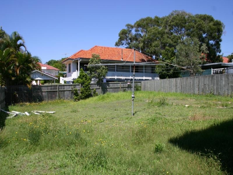 12 Bloxsom Street, Kedron QLD 4031