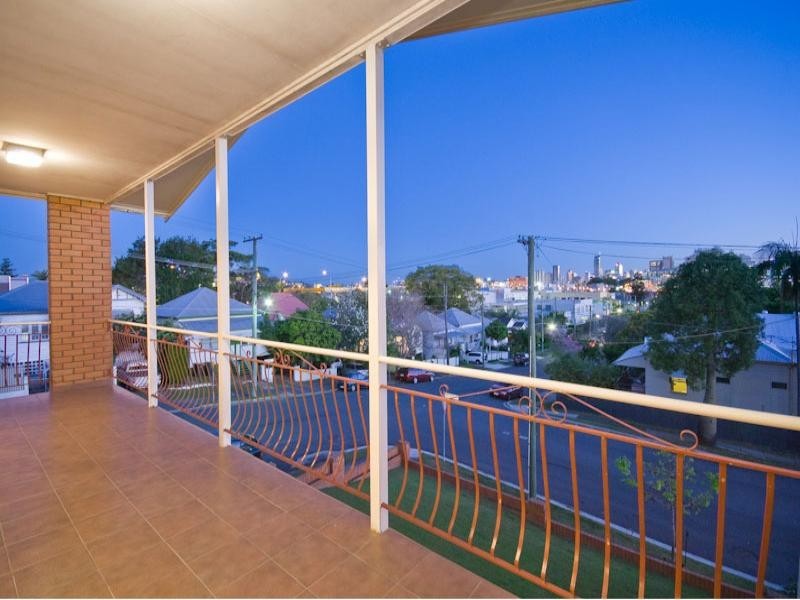 1 Walker Street, Windsor QLD 4030