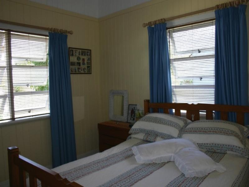 25 Aberleigh Road, Herston QLD 4006