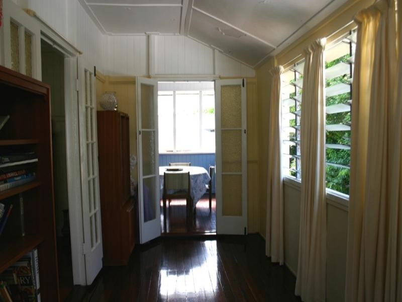 25 Aberleigh Road, Herston QLD 4006