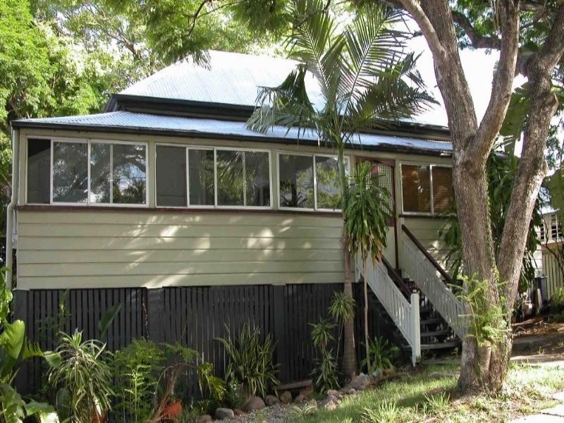 54 Haig Road, Milton QLD 4064