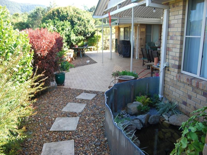 33 Honeywood Court, Samford QLD 4520