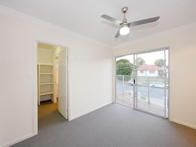 10 Bank Street, Windsor QLD 4030