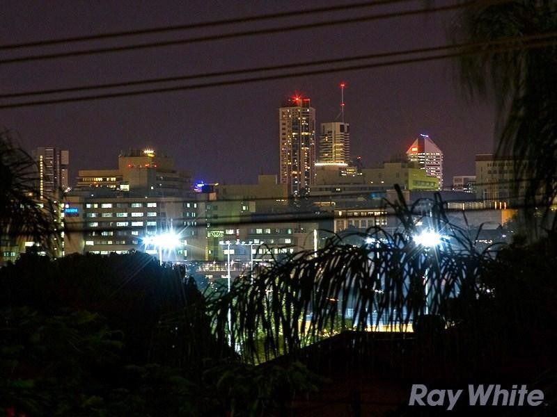 51 Seventh Avenue, Windsor QLD 4030