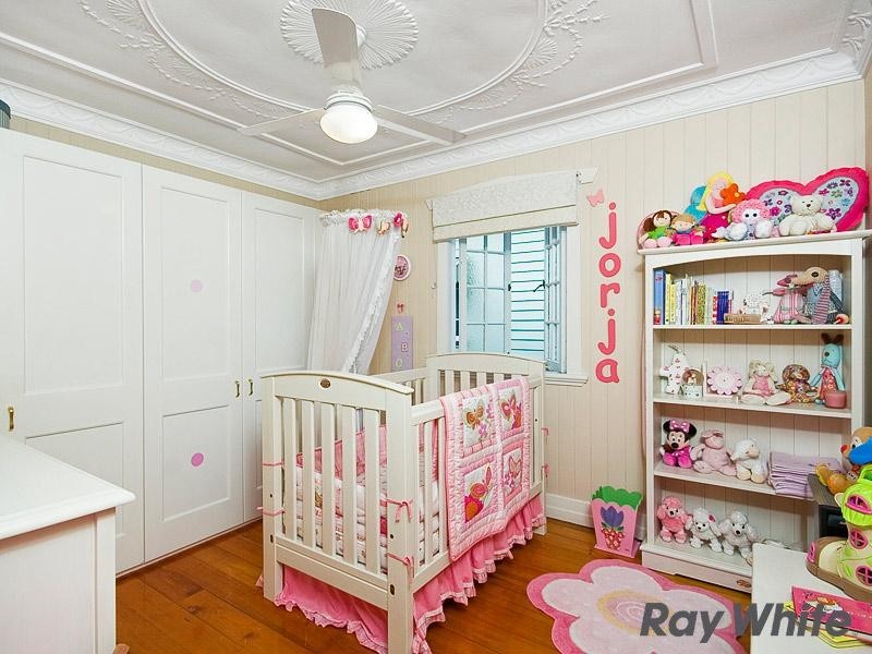 51 Seventh Avenue, Windsor QLD 4030