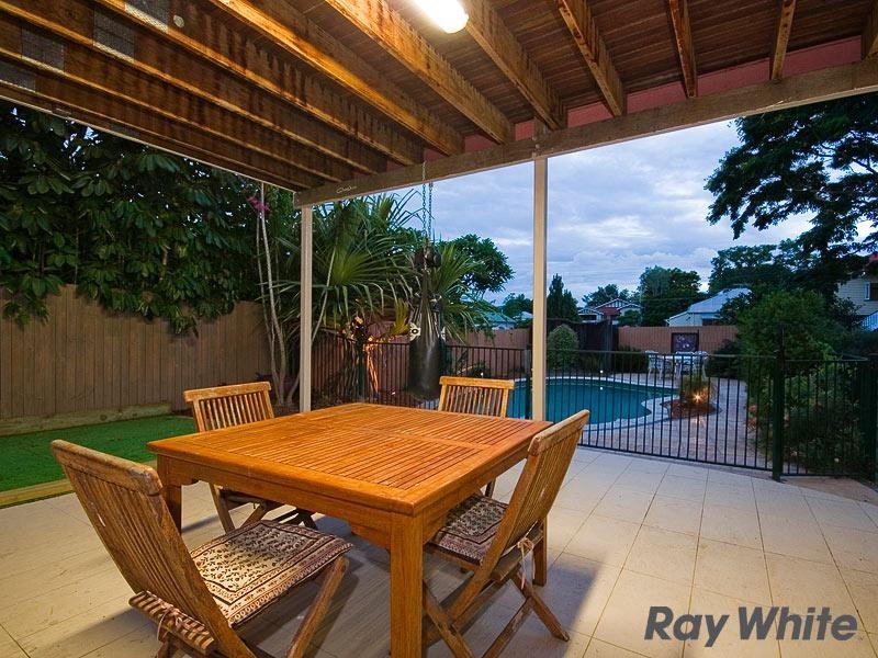 153 Fifth Avenue, Windsor QLD 4030