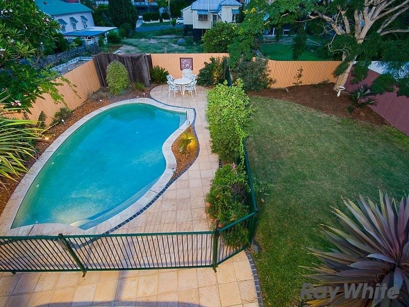 153 Fifth Avenue, Windsor QLD 4030