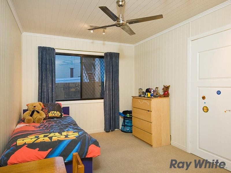 153 Fifth Avenue, Windsor QLD 4030
