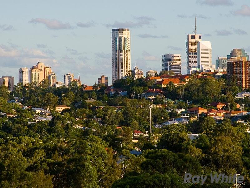 15 Bearsden Avenue, Newmarket QLD 4051