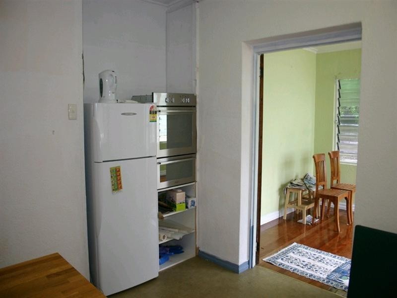 24 Badger Street, Newmarket QLD 4051