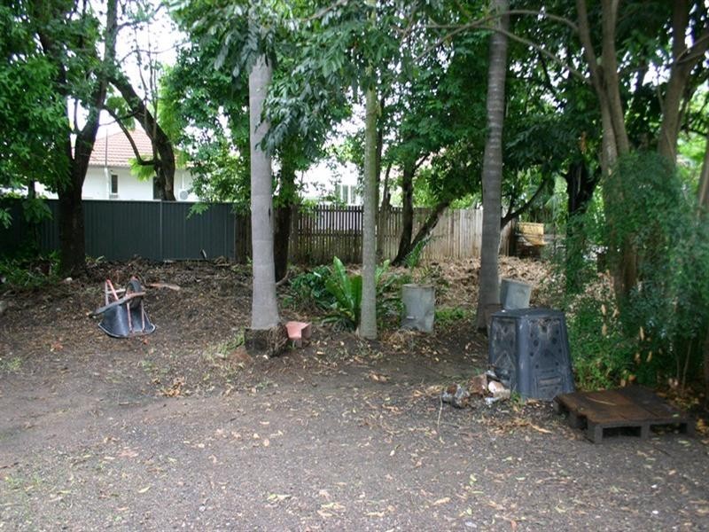 24 Badger Street, Newmarket QLD 4051