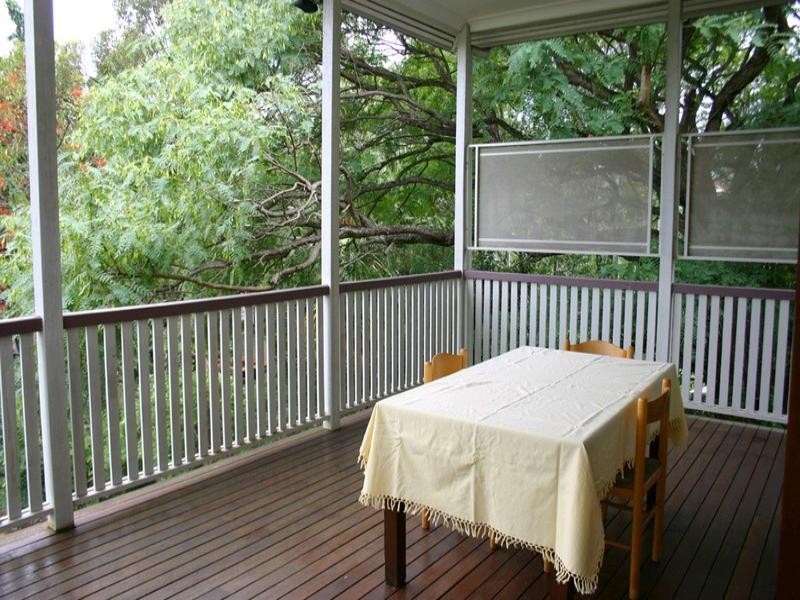 29 Crowther Street, Windsor QLD 4030