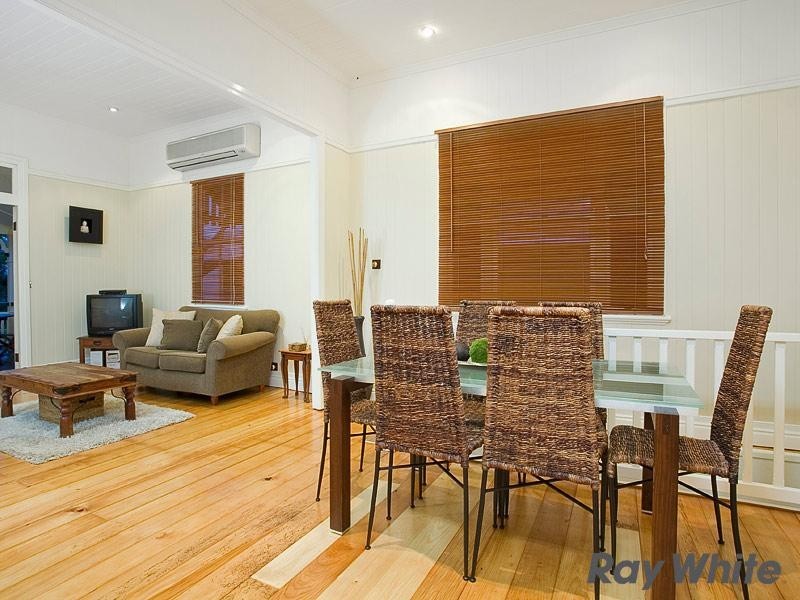 14 Parkhurst Avenue, Herston QLD 4006