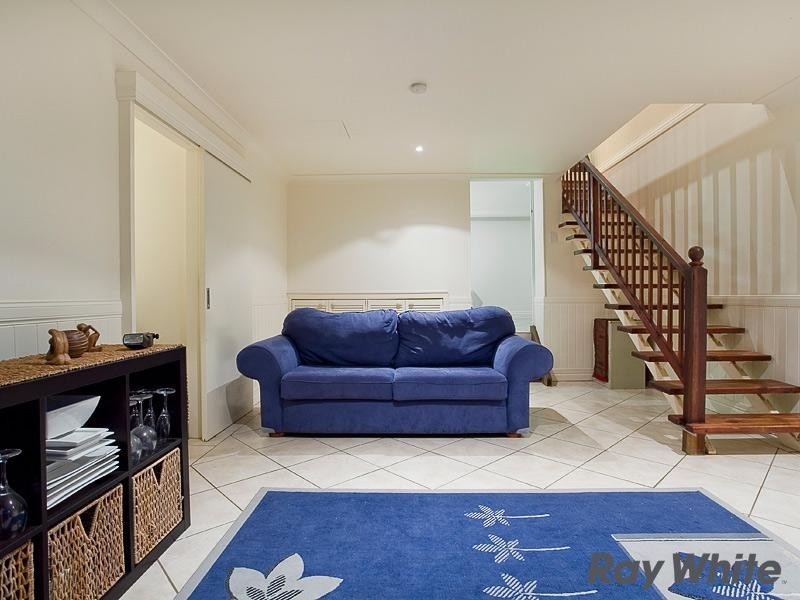 14 Parkhurst Avenue, Herston QLD 4006