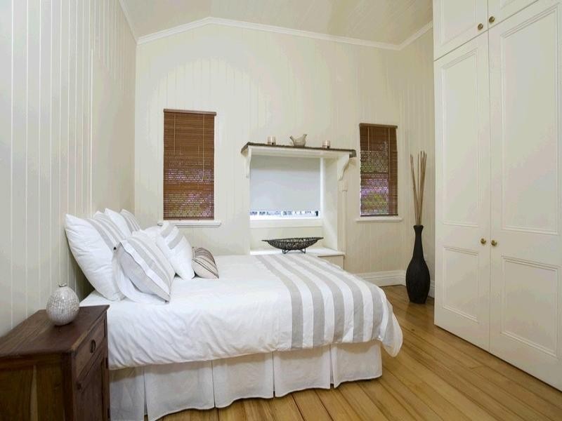 14 Parkhurst Avenue, Herston QLD 4006