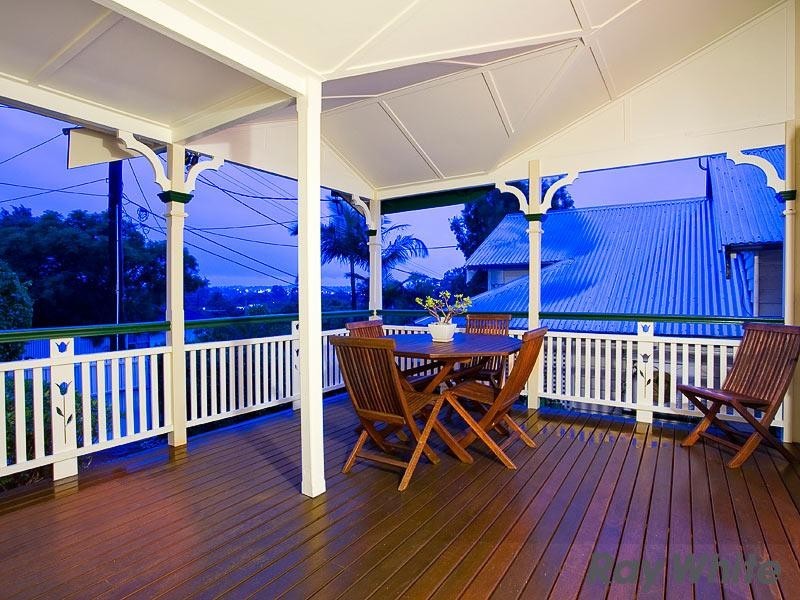 14 Parkhurst Avenue, Herston QLD 4006