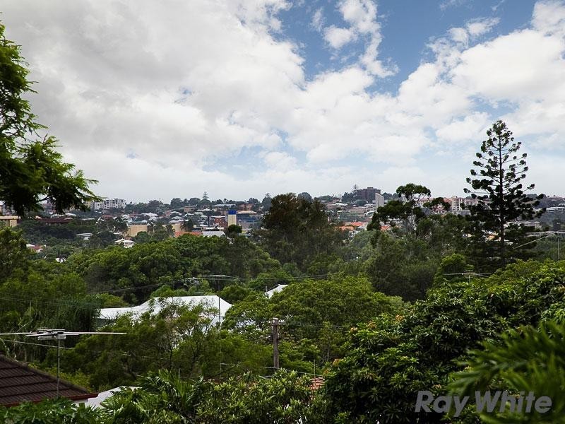 14 Parkhurst Avenue, Herston QLD 4006