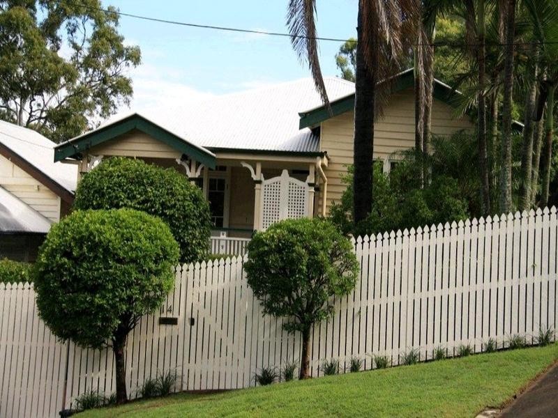 14 Parkhurst Avenue, Herston QLD 4006