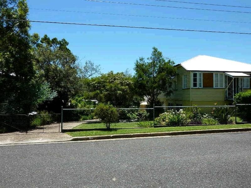 27 Garden Terrace, Newmarket QLD 4051