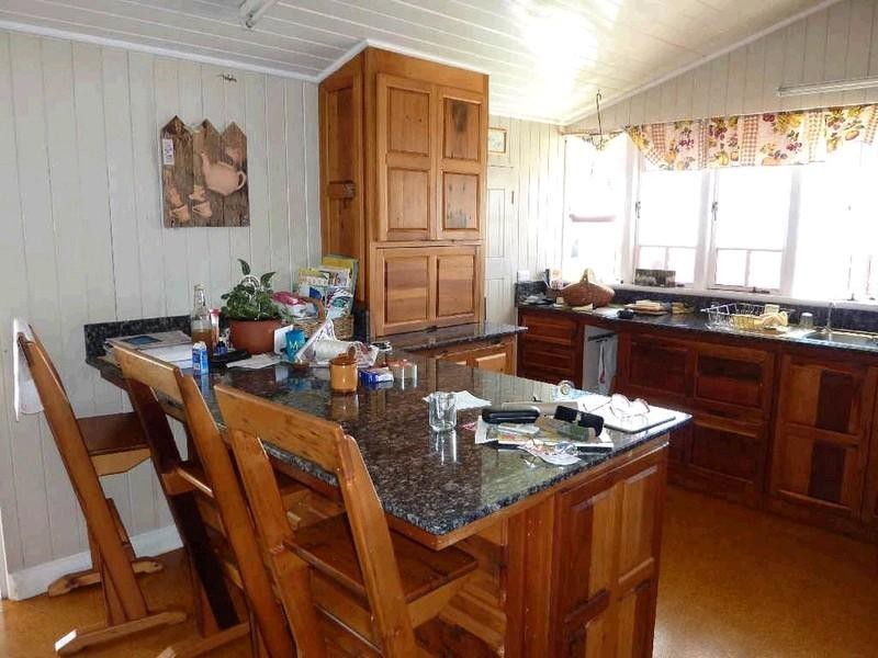 27 Garden Terrace, Newmarket QLD 4051