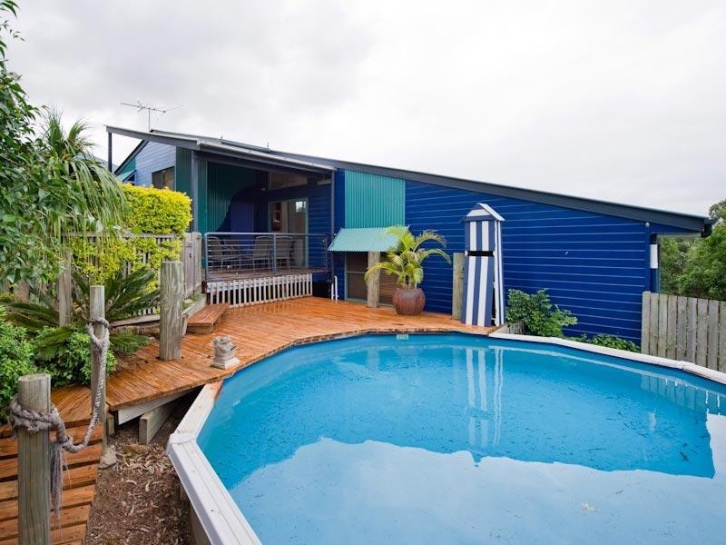 16 Larwood Place, Ferny Hills QLD 4055