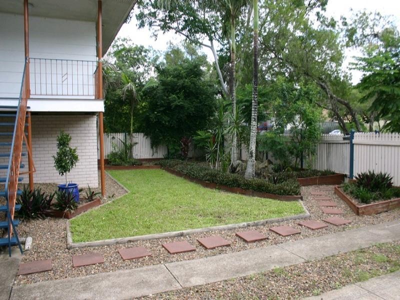 11 Rinavore Street, Ferny Grove QLD 4055