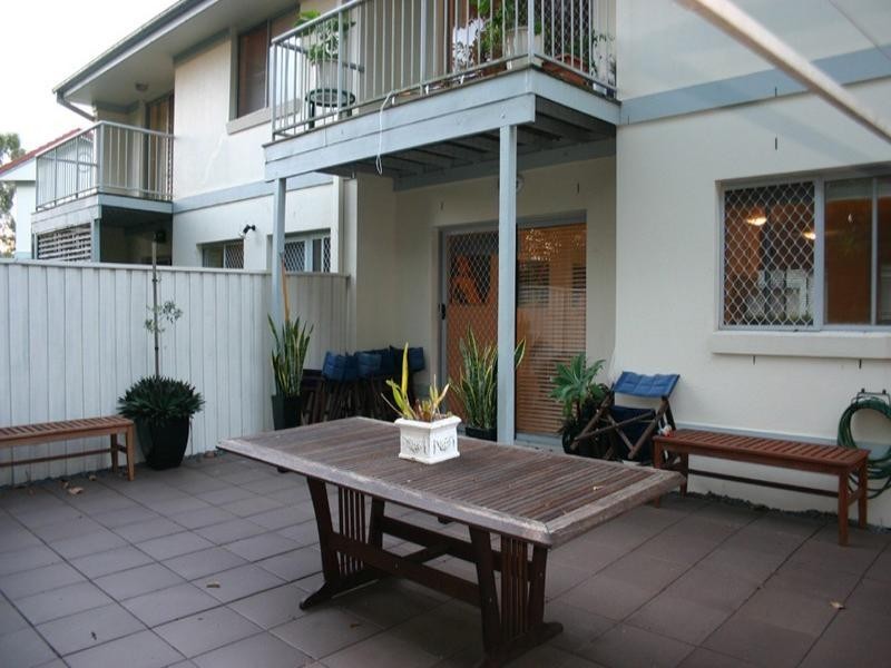 15/11 Glin Avenue, Newmarket QLD 4051